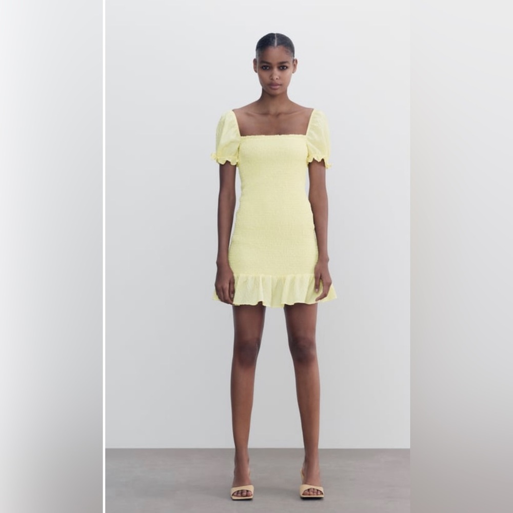 Light Yellow Girly Zara Dress in Size Small